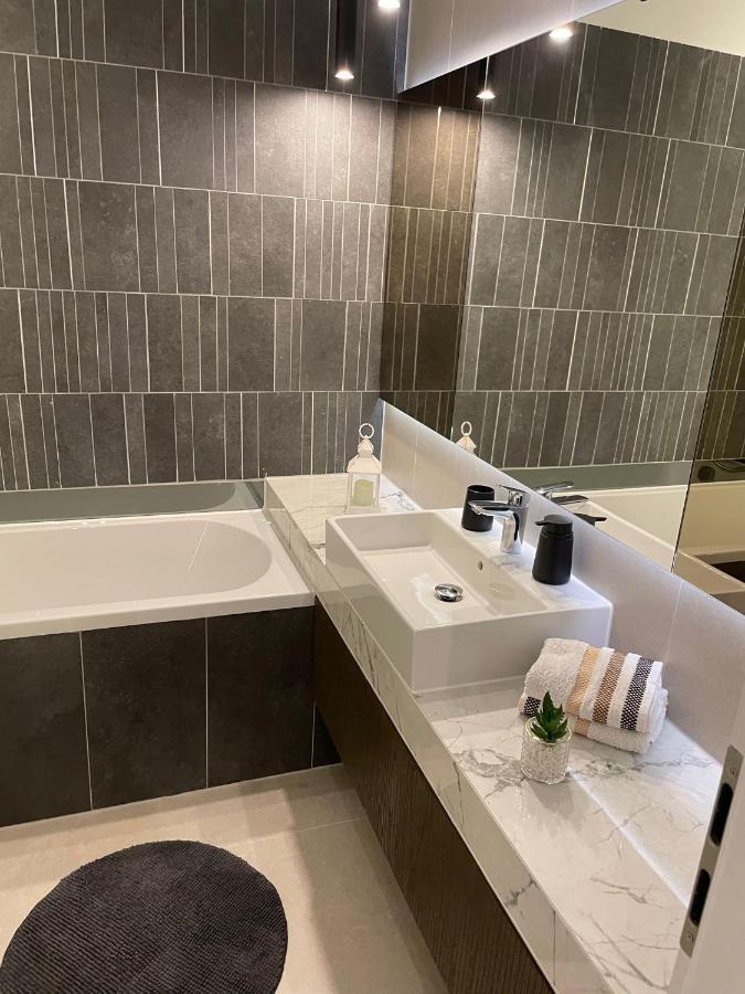 Qualisapartmentbv Apartment