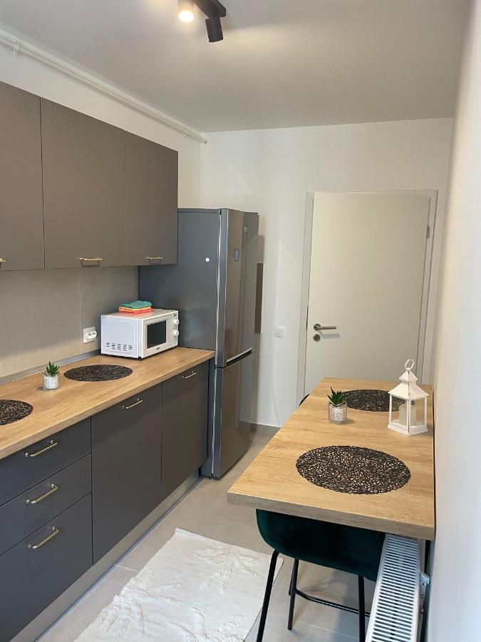 Qualisapartmentbv Apartment