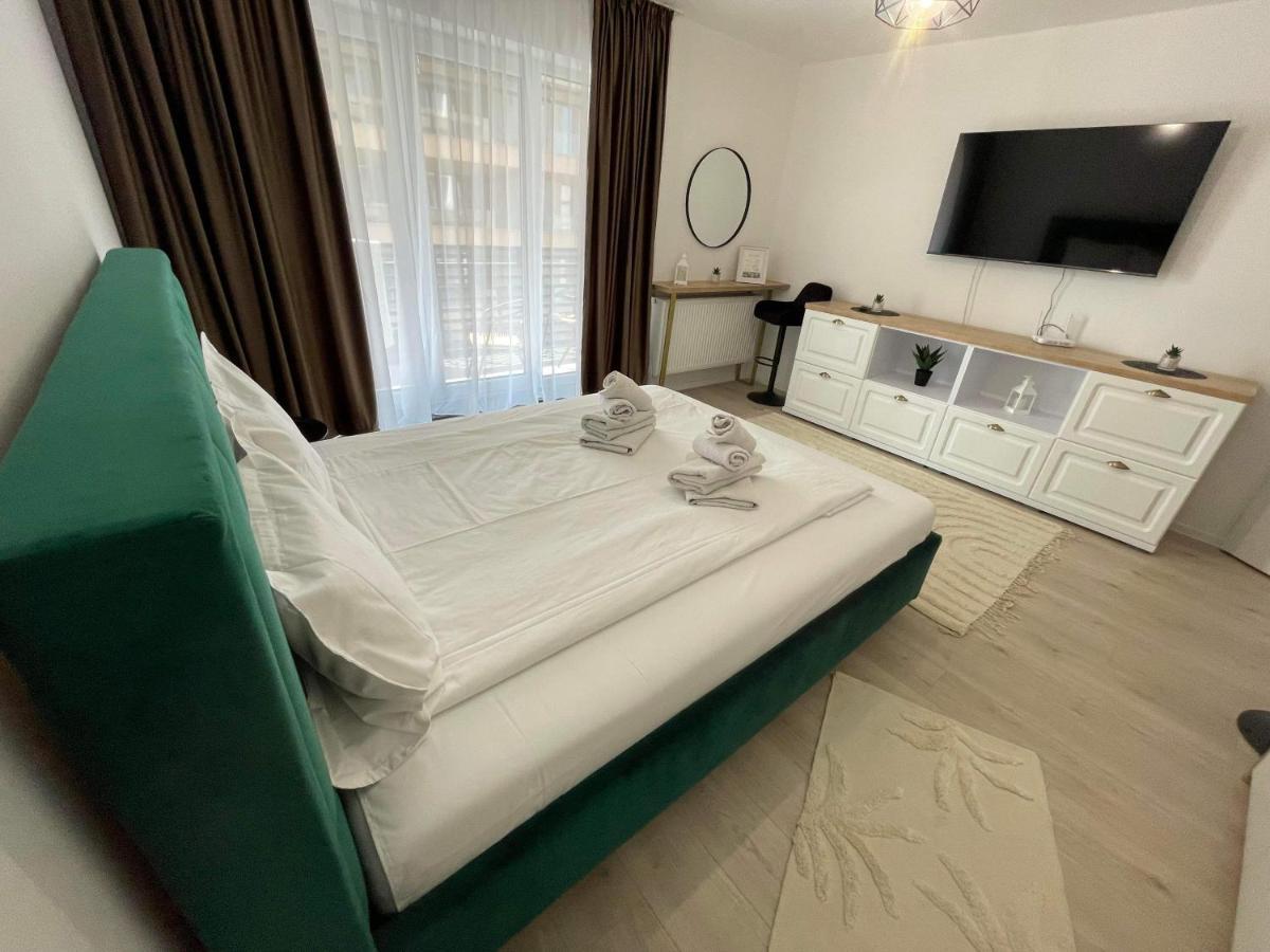 Qualisapartmentbv Apartment Brasov